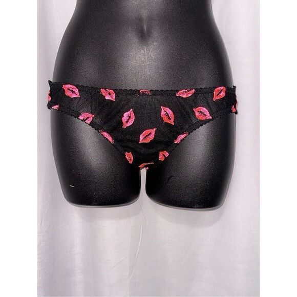 Victoria's Secret Other - NEW WITH TAGS WOMEN Beautiful Victoria’s Secret black and pink lip embroidered l